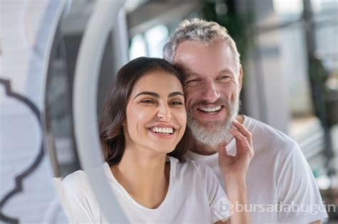Erkekler kendilerinden yaşça büyük kadınları isterler mi?.